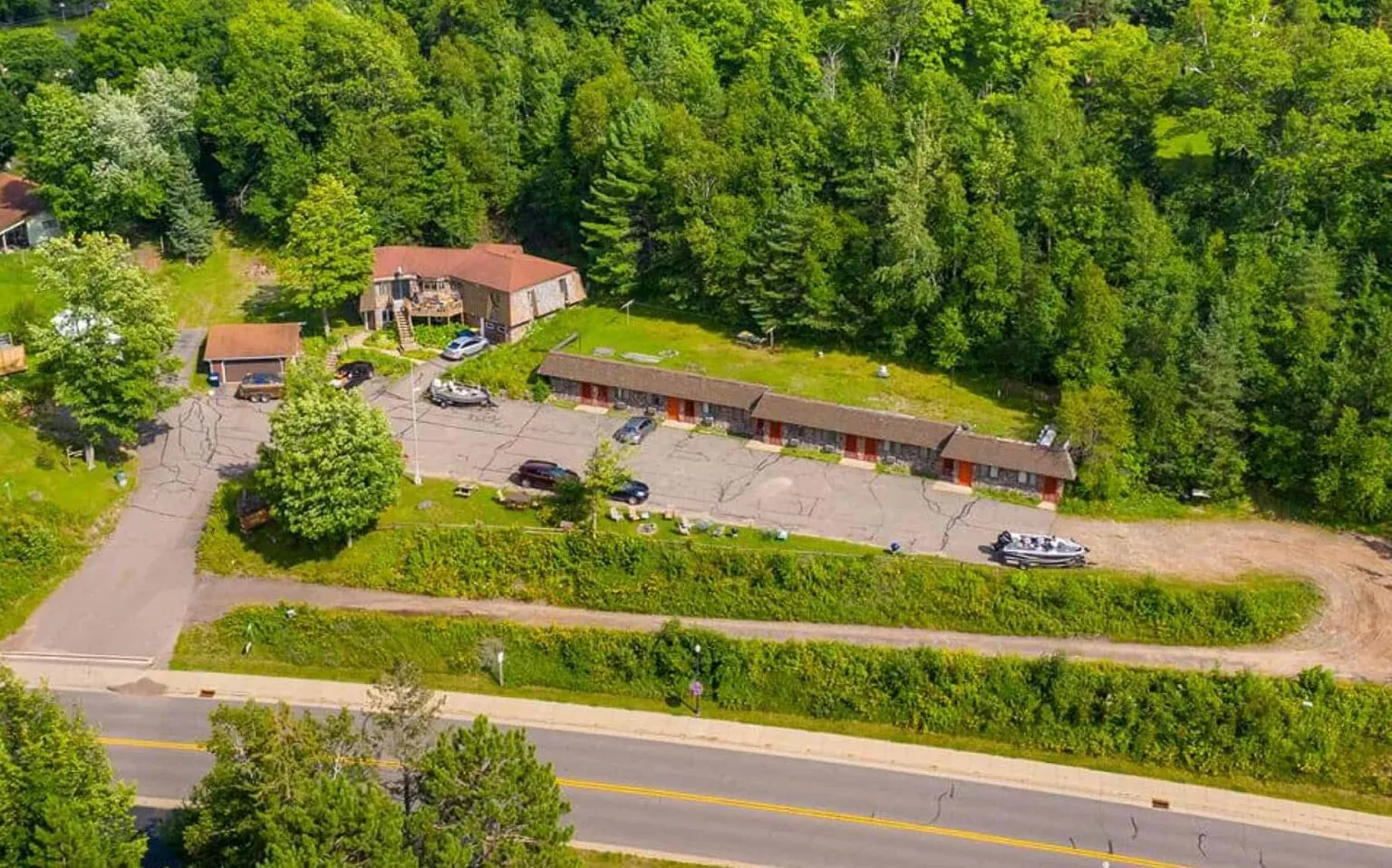 Phelps lakeview lodge drone